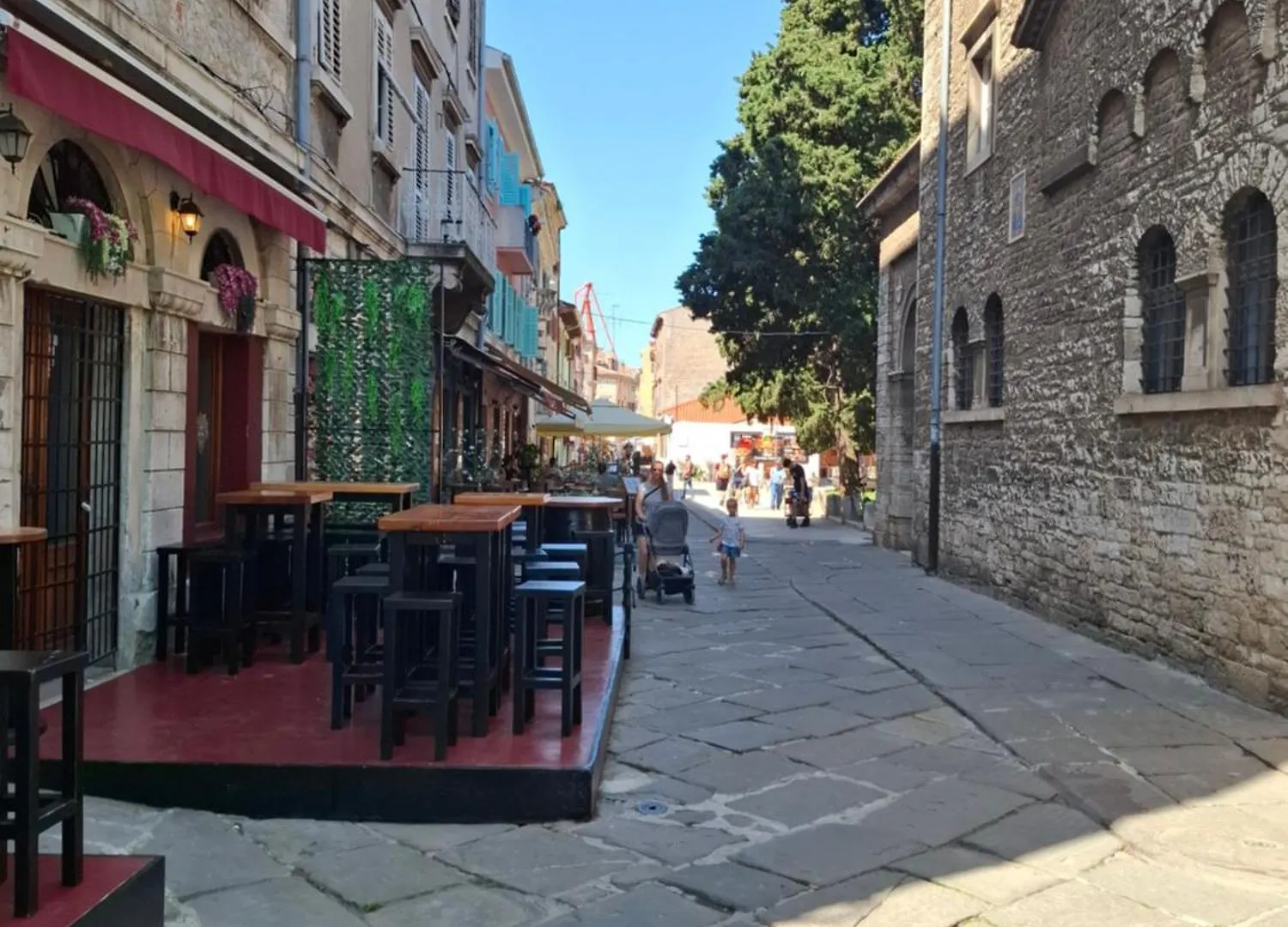 Old Town Candler Pula