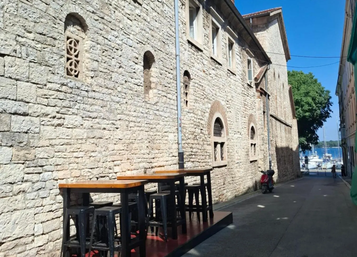 פולה Old Town Candler